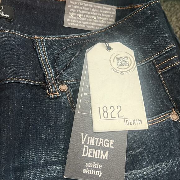 1822 Ankle Skinny Jeans Size 14P plus size Petite NWT - Picture 6 of 6